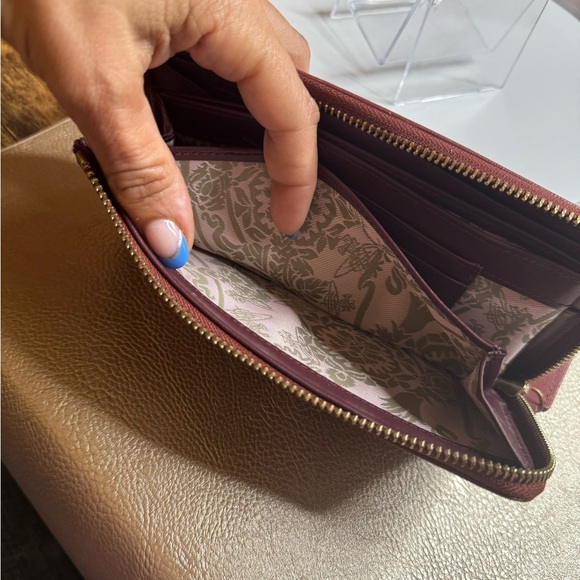 PRISTINE Vivienne Westwood Long Zip Round Wallet in Dusty Rose Saffiano - Picture 6 of 17